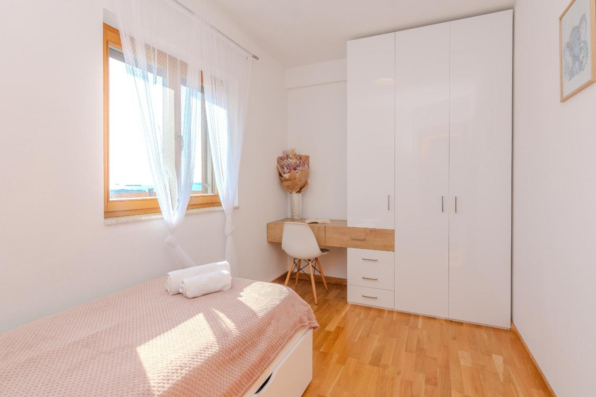 Holiday Home Lucy Пакоштане Екстер'єр фото